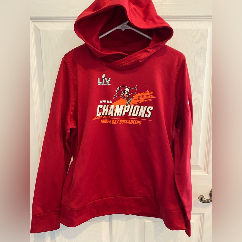 Tampa Bay Buccaneers Super Bowl LIV Champions Women’s XL Sweatshirt